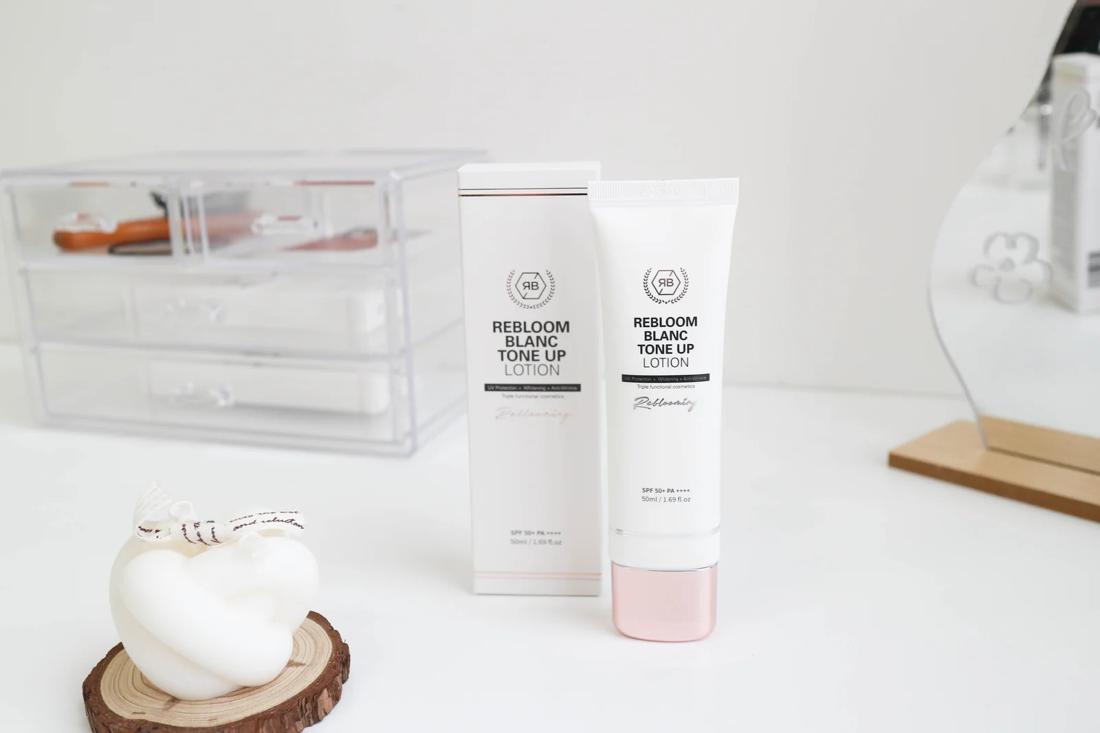 REBLOOM – Blanc Tone Up Lotion SPF50+ PA++++ 4